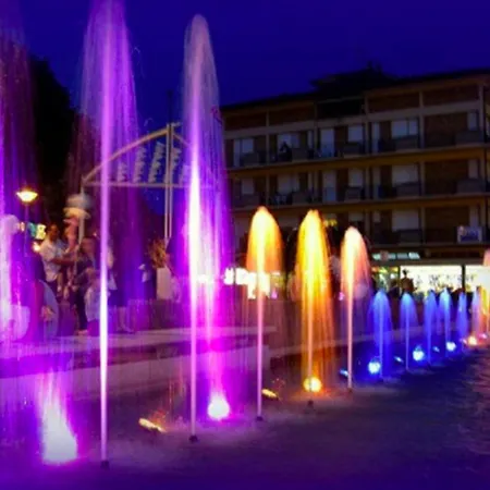 Sun, Sea And Poolside Bliss-beahost Apartamento Bibione