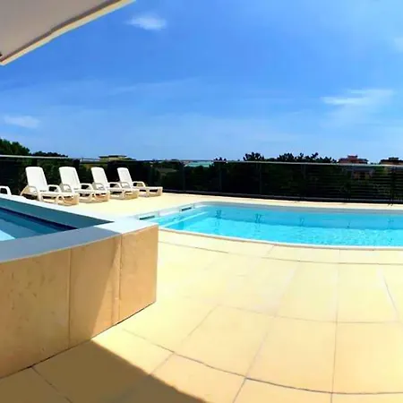 Sun, Sea And Poolside Bliss-beahost Apartment Bibione