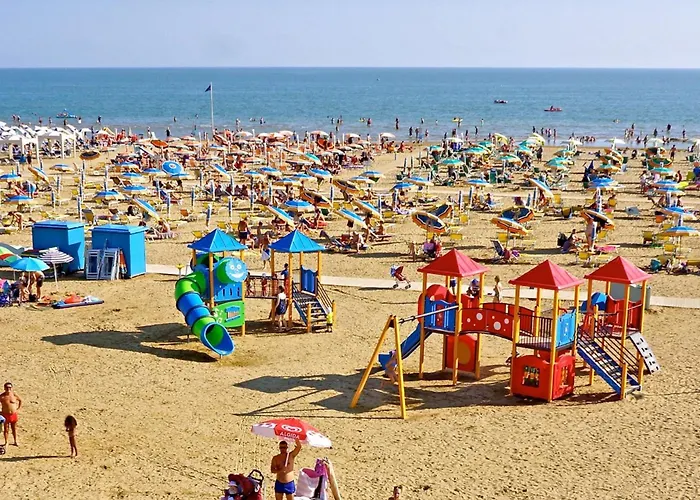 Sun, Sea And Poolside Bliss-beahost Apartmán